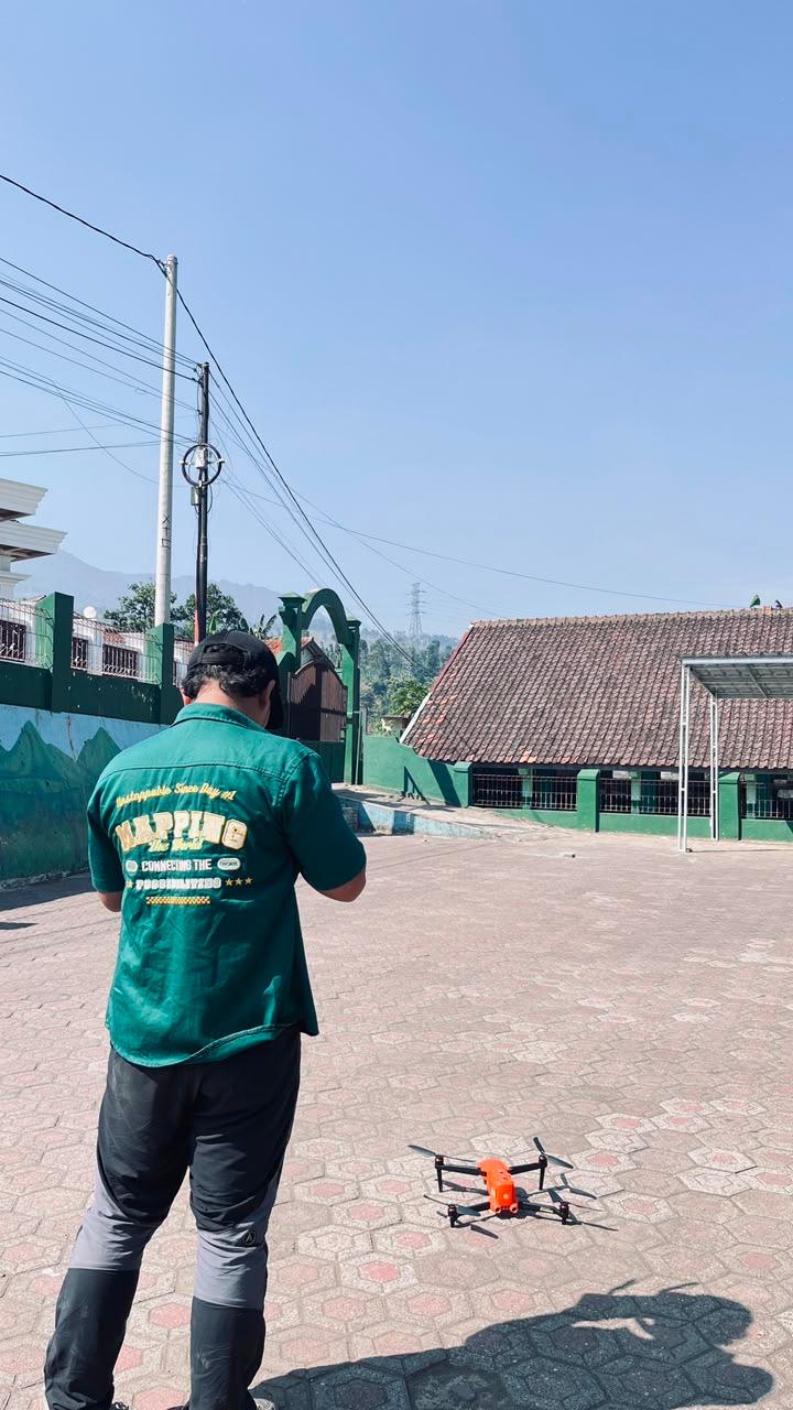 Akusisi data lapangan