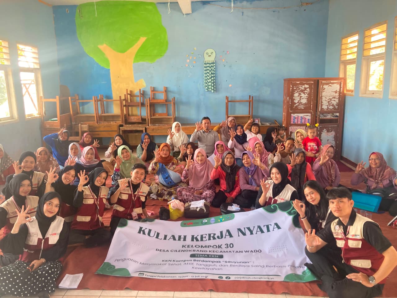Penyuluhan Hipertensi dan Diabetes Melitus serta Cek Kesehatan Gratis oleh Mahasiswa KKN 30 Desa Cilengkrang Kec. Wado