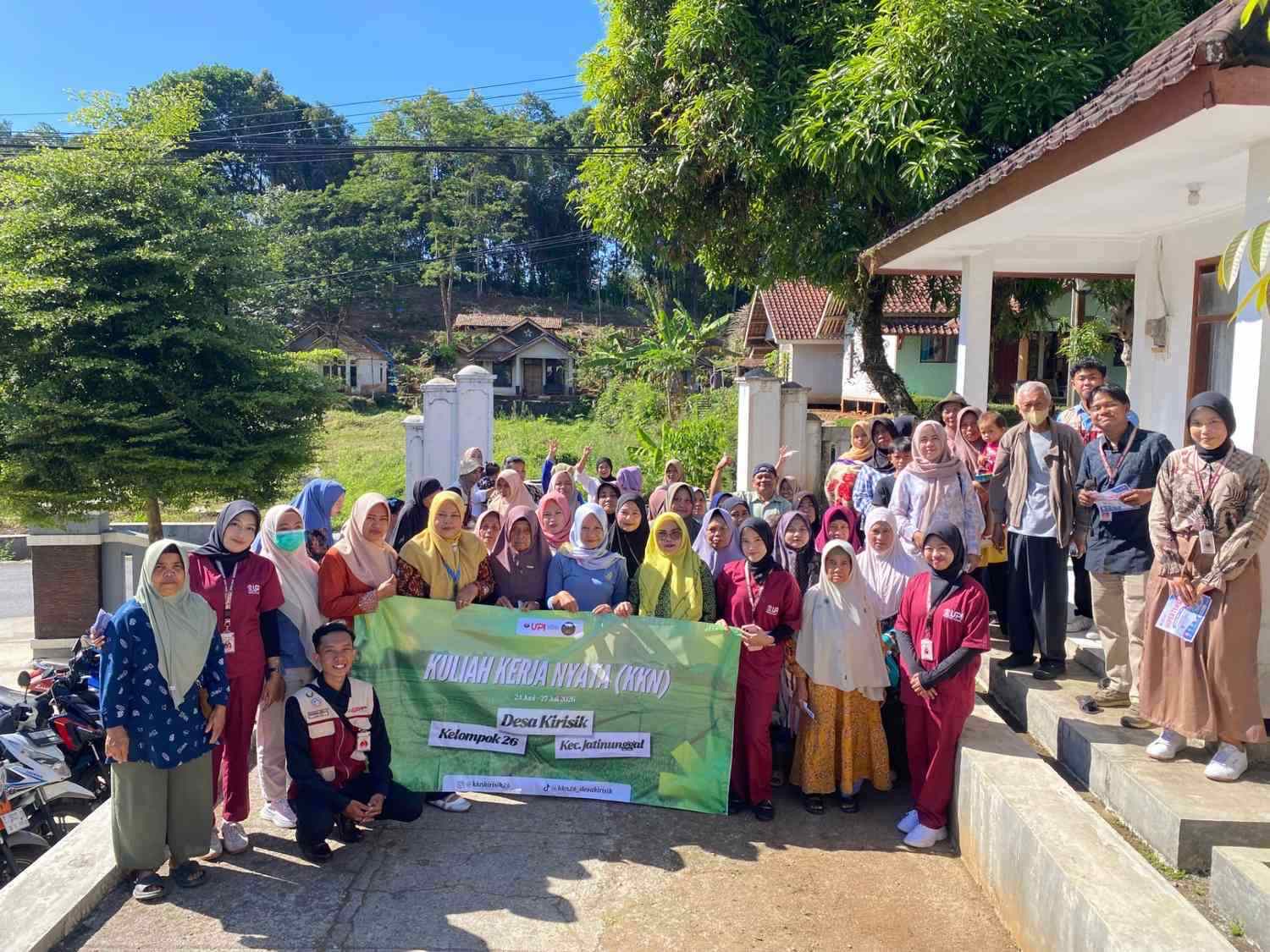 Gambar tersebut merupakan program kegiatan pertama yang dilakukan oleh kelompok 26 Desa Kirisik yaitu Pendidikan Kesehatan dan juga Integritas Pelayanan Primer (ILP) pada tanggal 2 juli 2026
